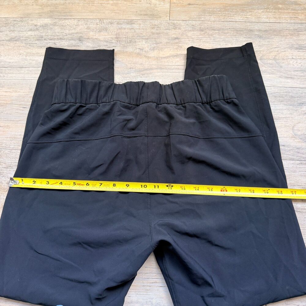 Lululemon On The Fly Pant Woven Black Size 8 26" Inseam Travel Career Athleisure - Picture 7 of 8